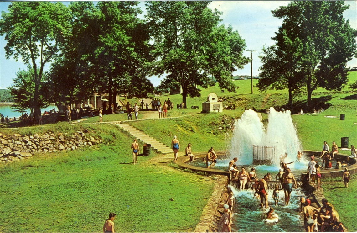 Postcard Lake Hopatcong Fountain & Falls Late 1950s.jpg