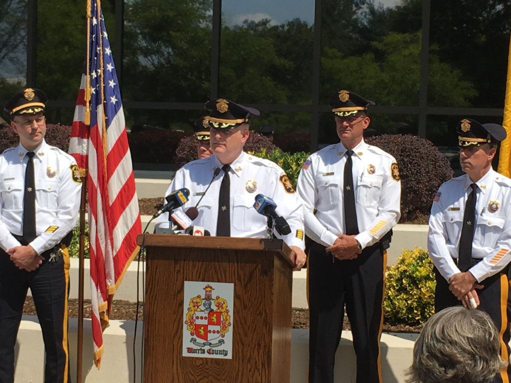 photo of Sheriff Gannon at yesterday's Hope Wing announcment 